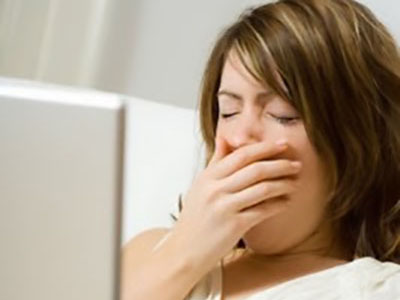Woman Yawning 4 -w_Laptop (white)